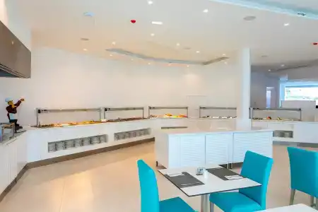 Limanaki Beach & Suites - 23