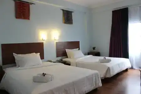 Maluri - 3