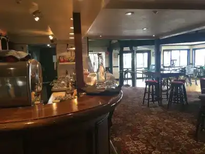 The Surrey - 16