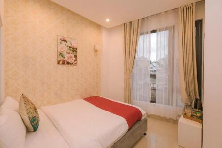 Ngan Pho Studio & - 72