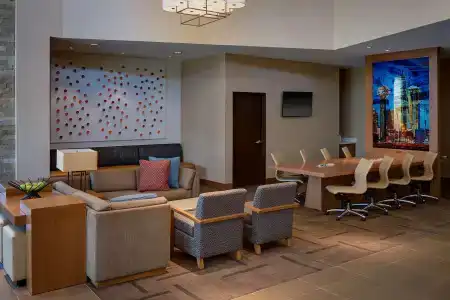 Hyatt Place Dfw - 1