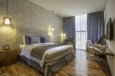 The Avenue - 65