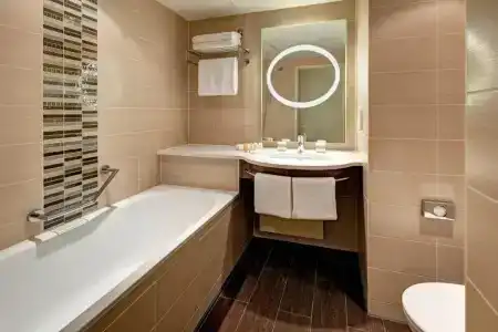 Hilton Garden Inn Frankfurt Airport - 22