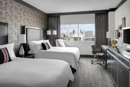 Loews Vanderbilt - 48