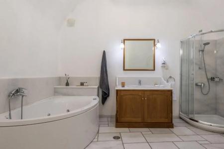 Chelidonia Luxury Suites - 37