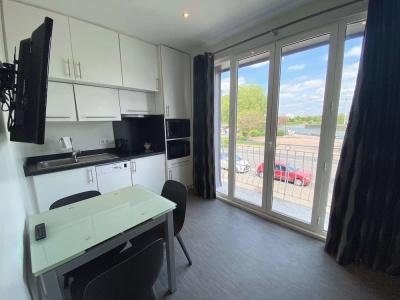 Best Western Le Cheval Blanc -Centre- Vieux Port - 227