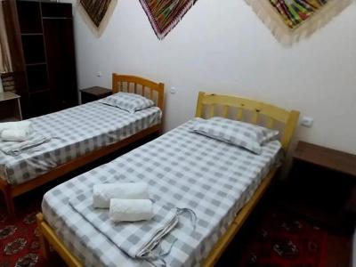 Nazira - 65