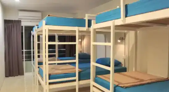 Ananas Phuket Central Hostel - 1