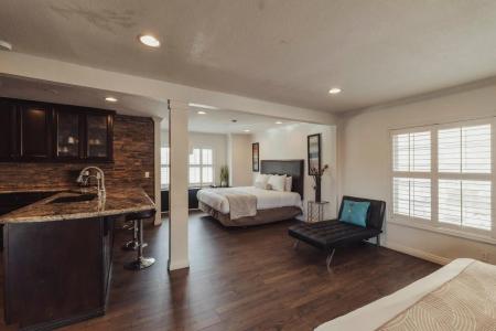 The Dixie Hollywood - 27