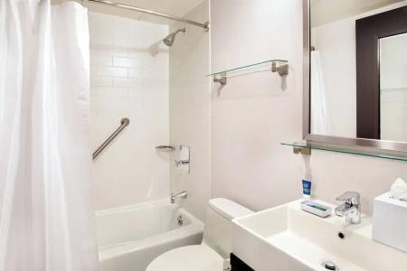 Four Points by Sheraton Midtown - Times Square - 46