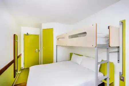 ibis Budget - - 25
