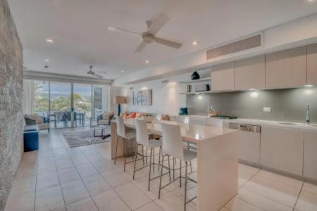 Coconut Grove - 39