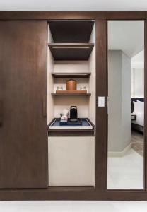 Loews Vanderbilt - 66
