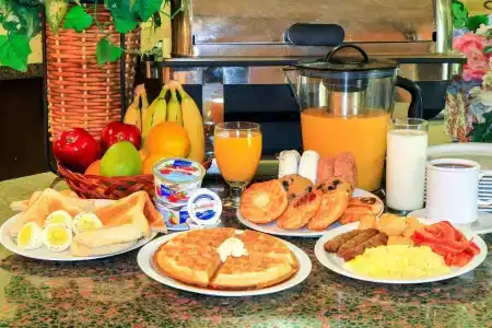 Clarion Inn & Suites Miami International Airport - 11