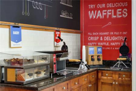 Hampton Inn & Suites-Downtown-Riverplace - 37