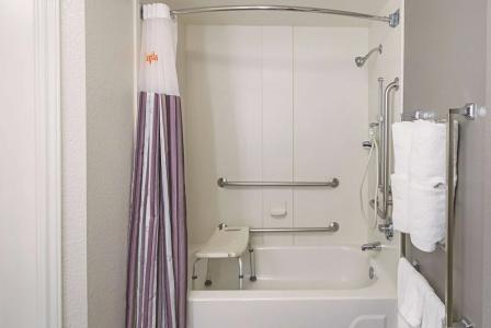 La Quinta by Wyndham University Area Chapel Hill - 30