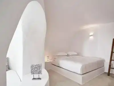 Astra Suites - 339