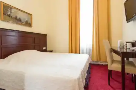 Viktoria Schönbrunn - 66