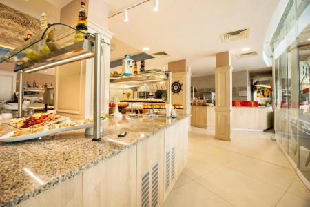 Royal Bay Resort - All Inclusive - 38
