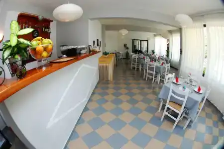 Ocean & Fron Agency - 26