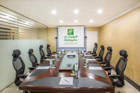 Holiday Inn Bur Dubai - Embassy District - 8