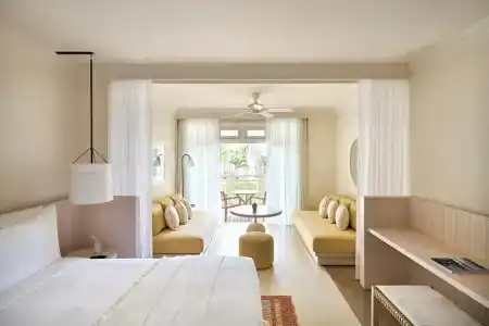 Lux* & Villas - 4