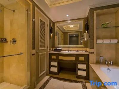 The Ritz-Carlton, - 60
