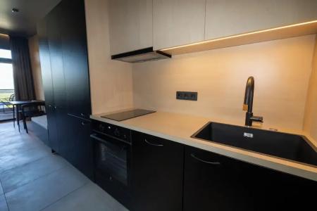 North Mountain View Suites - 13