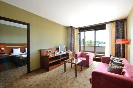 Golden Lake Resort - 3