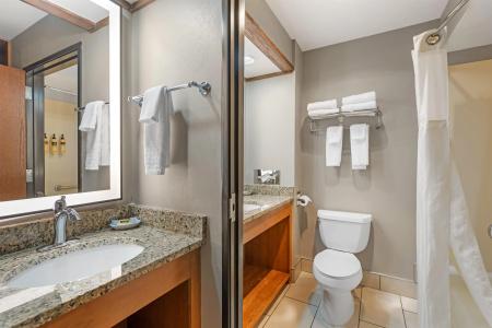 Best Western Plus Grantree Inn - 87