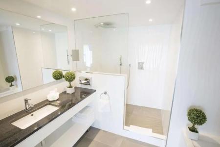 Best Western Plus Cannes Riviera & Spa - 45