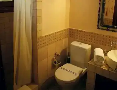 Roes Suites - 8