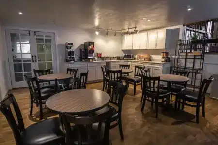 FairBridge Inn - - 12