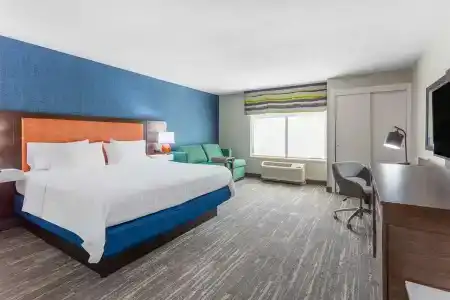 Hampton Inn - 49