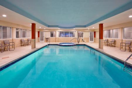 Holiday Inn Express & Suites-North, An Ihg - 49