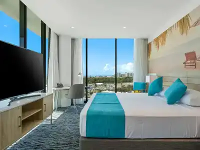 Gold Coast Airport - Only 300 Meters To Airport Terminal - 64