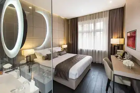 Dominic Smart & Luxury Suites - Republic Square - 49
