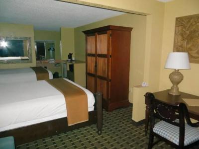 TraveSuites by Wyndham East Gate Orange - 33