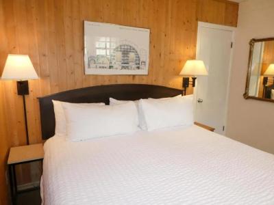 Briarwood Inn - 120