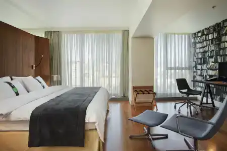 Holiday Inn Тбилиси - 41