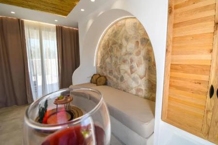 Aggeliki's Diamond - 28