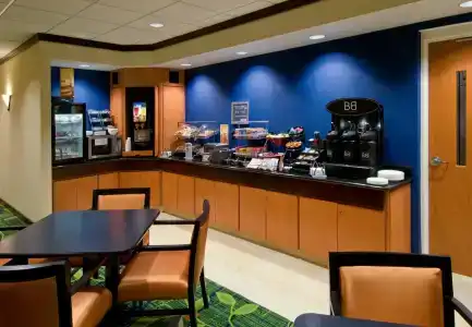 Comfort Inn University - 24