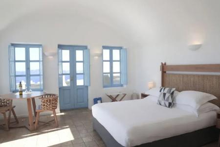 Pantelia Suites - 230