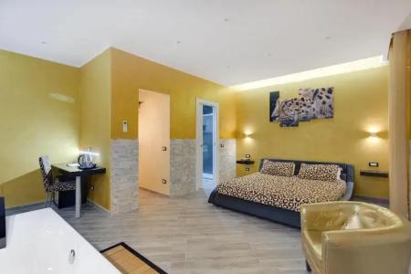 Excellence Suite - 163