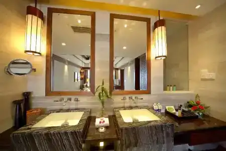 Crowne Plaza Danang - 22