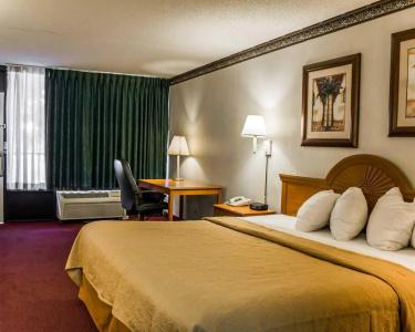 Rodeway Inn Central Beach - 34