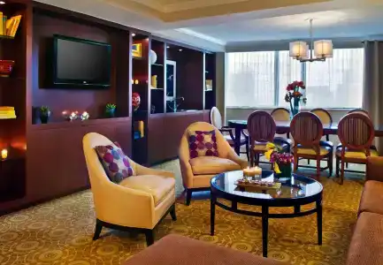 New York Marriott Downtown - 20