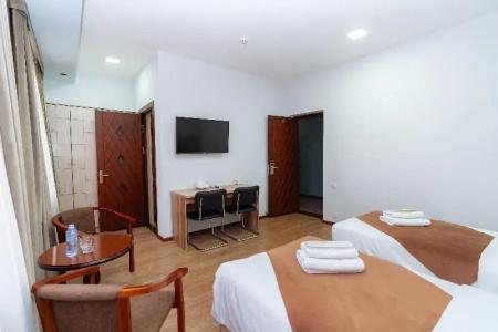 DIAMOND TASHKENT - 33