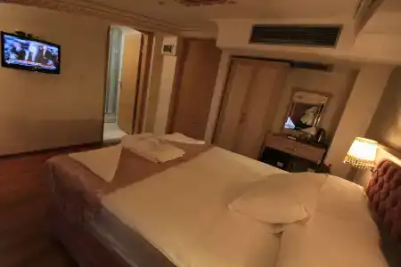 Sultans Royal - 13