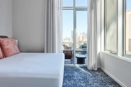 Adina Apartment Flinders Street - 182